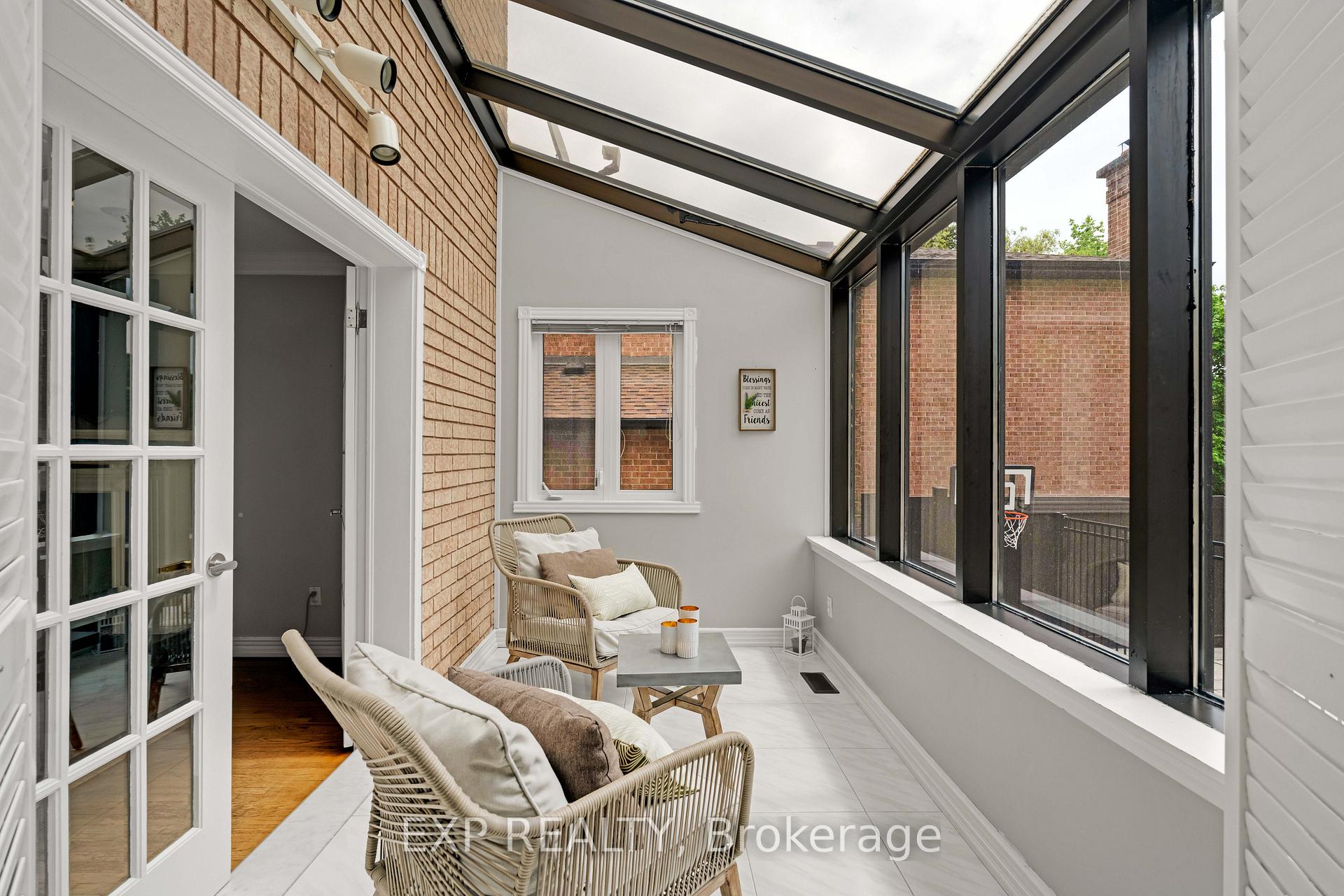 Photo 6 of 6 Edgebrook Drive, Etobicoke, Thistletown-Beaumonde Heights — HOMEH