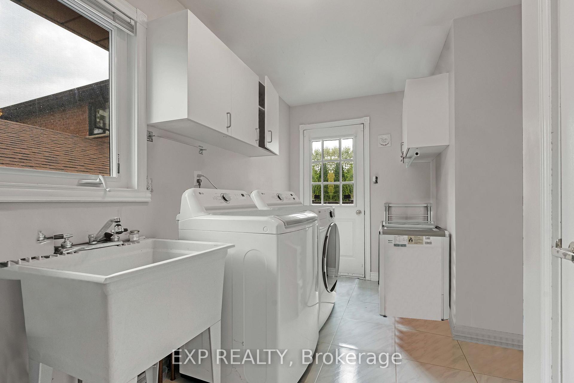 Photo 19 of 6 Edgebrook Drive, Etobicoke, Thistletown-Beaumonde Heights — HOMEH