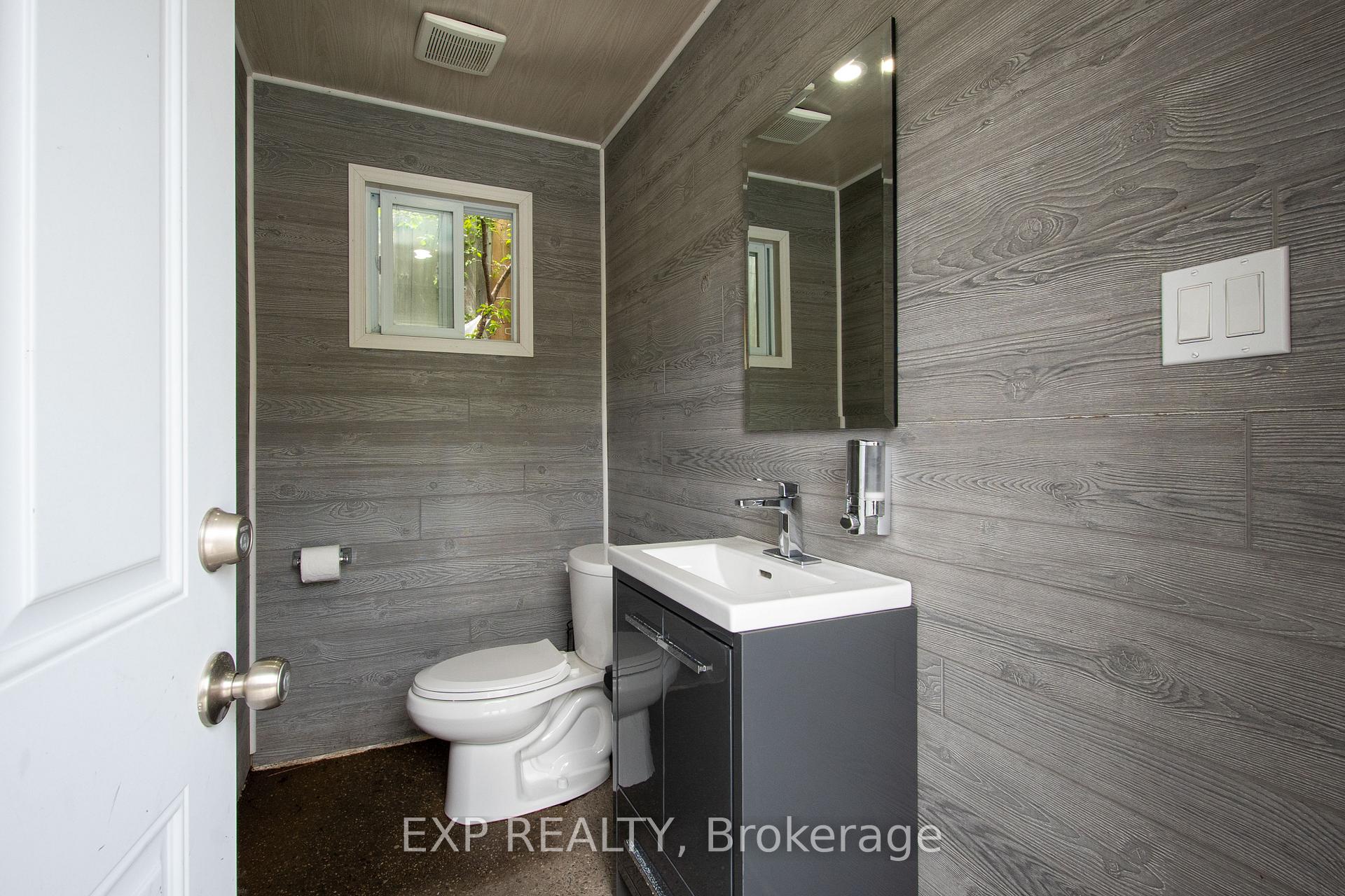 Photo 24 of 6 Edgebrook Drive, Etobicoke, Thistletown-Beaumonde Heights — HOMEH