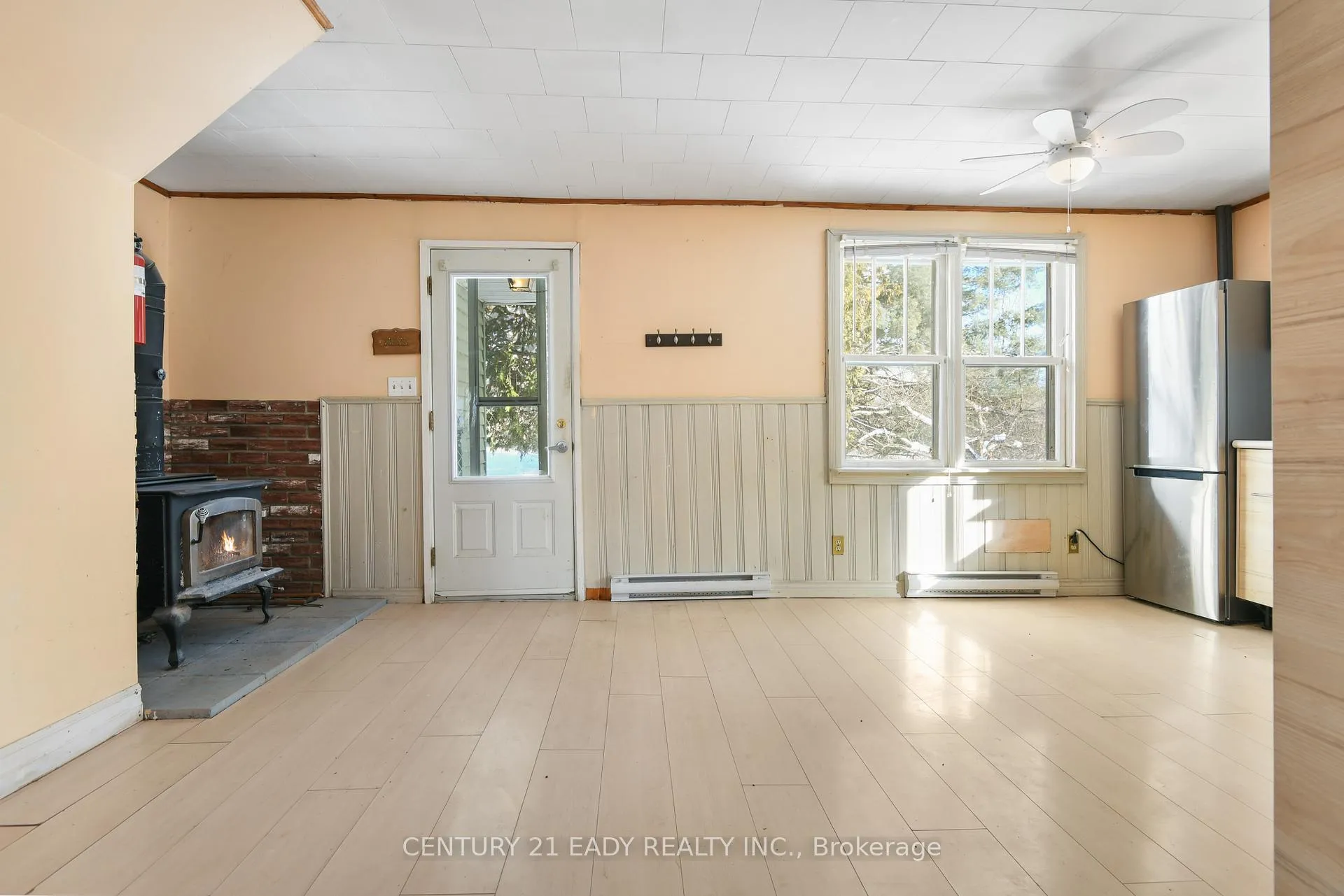 Photo 19 of 949 Whelan Road, Admaston/Bromley, Admaston/Bromley — HOMEH