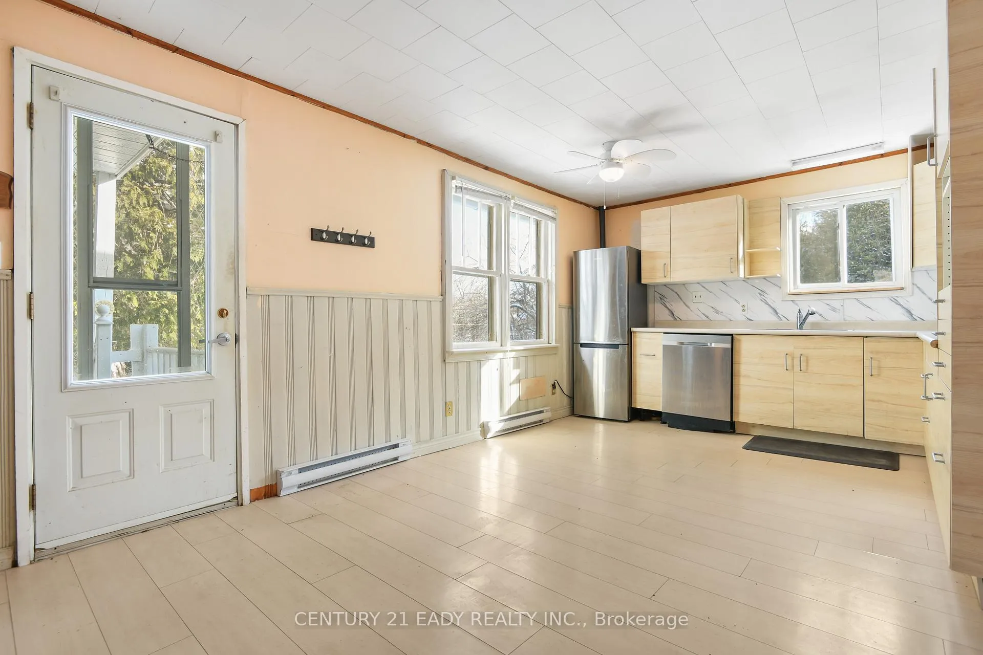Photo 26 of 949 Whelan Road, Admaston/Bromley, Admaston/Bromley — HOMEH