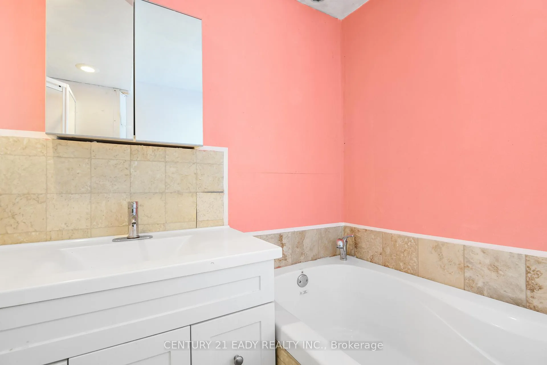 Photo 41 of 949 Whelan Road, Admaston/Bromley, Admaston/Bromley — HOMEH