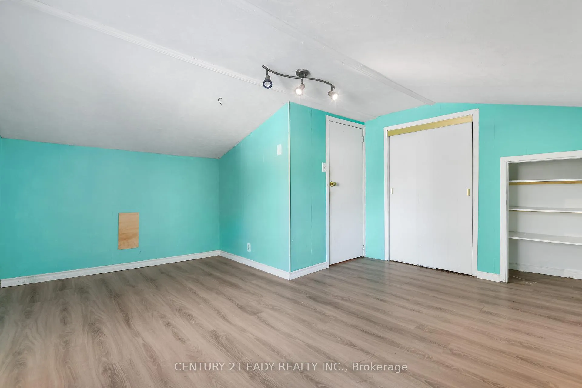 Photo 51 of 949 Whelan Road, Admaston/Bromley, Admaston/Bromley — HOMEH