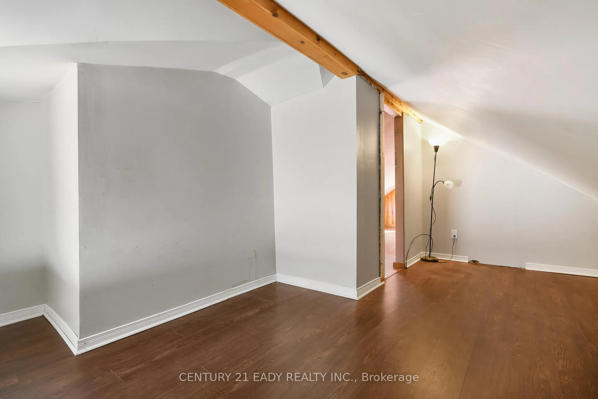Photo 59 of 949 Whelan Road, Admaston/Bromley, Admaston/Bromley — HOMEH