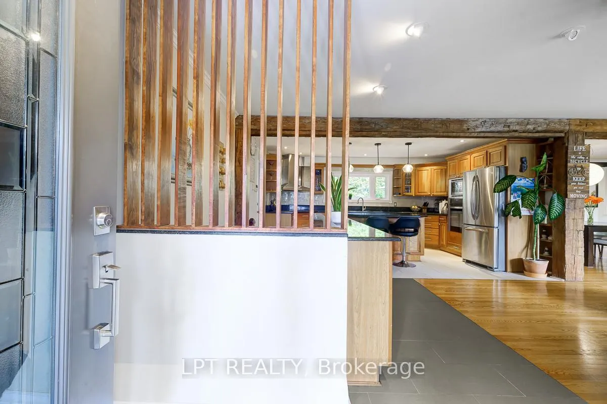 Photo 12 of 153 Roger Road, Ottawa, Faircrest Heights — HOMEH