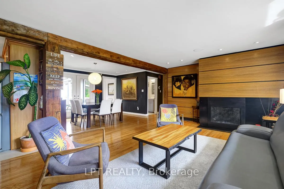 Photo 20 of 153 Roger Road, Ottawa, Faircrest Heights — HOMEH
