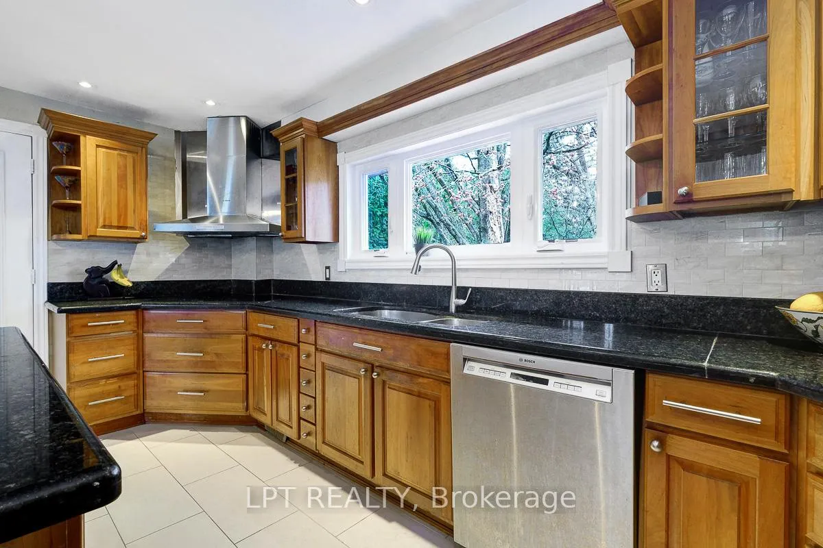 Photo 50 of 153 Roger Road, Ottawa, Faircrest Heights — HOMEH