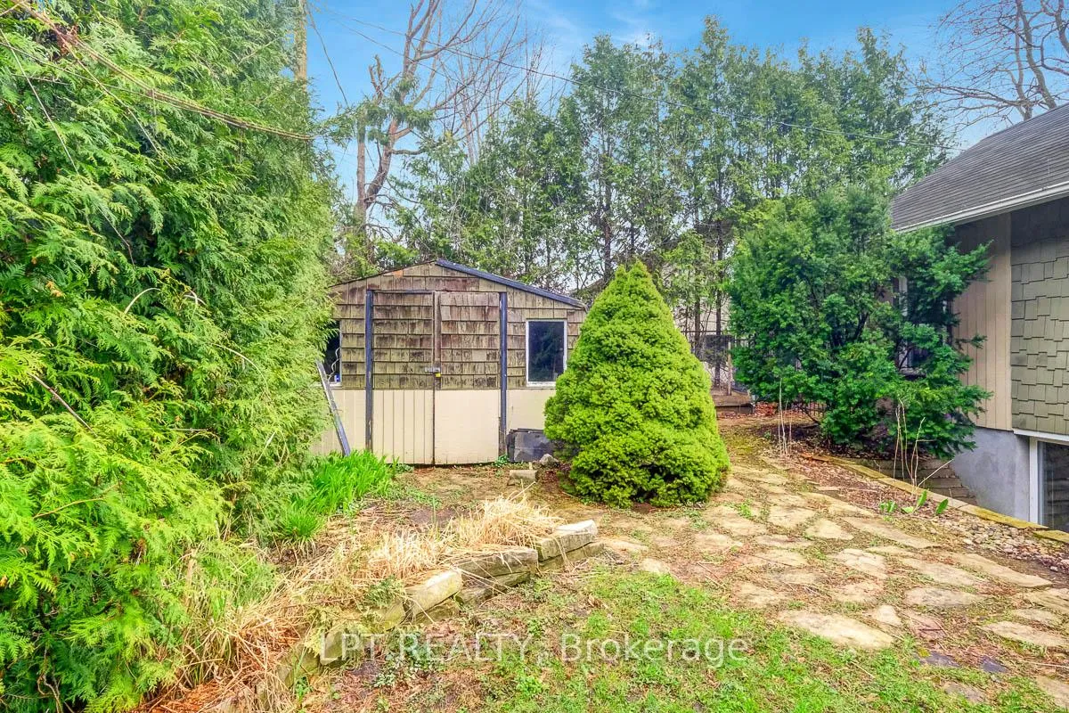 Photo 134 of 153 Roger Road, Ottawa, Faircrest Heights — HOMEH