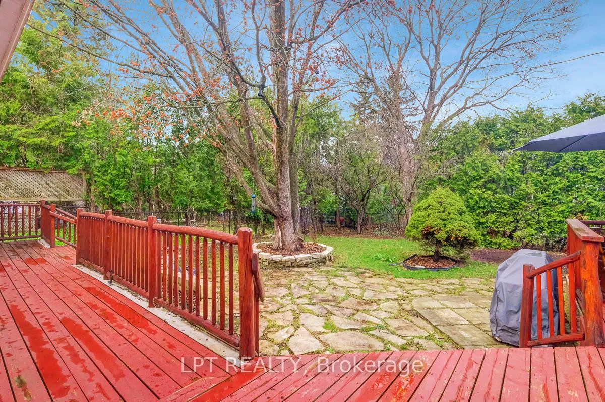 Photo 140 of 153 Roger Road, Ottawa, Faircrest Heights — HOMEH