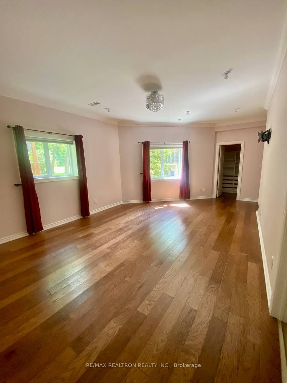 Photo 49 of Unit Lower, 76 Firglen Ridge, Vaughan, Islington Woods — HOMEH