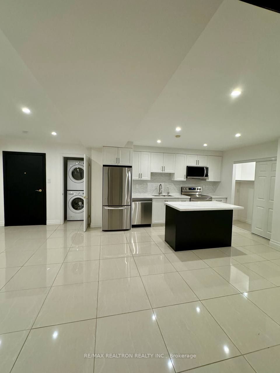 Photo 39 of Unit Lower, 76 Firglen Ridge, Vaughan, Islington Woods — HOMEH