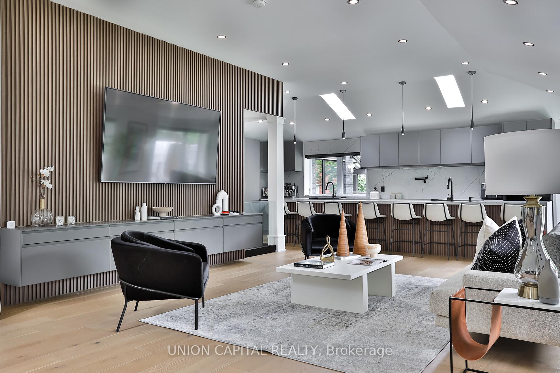 Photo 9 of 22 Mcarthur Street, Etobicoke, Kingsview Village-The Westway — HOMEH