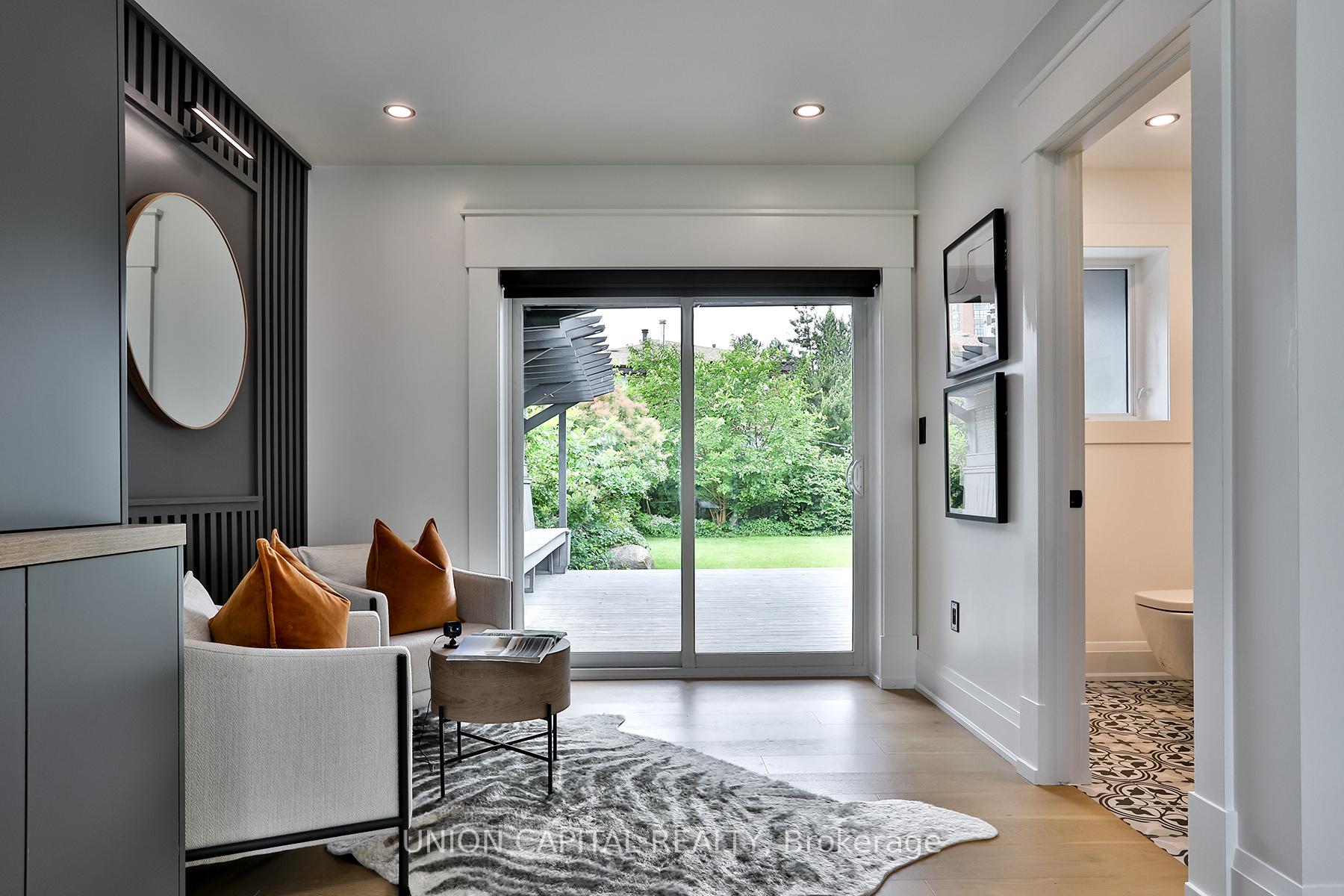 Photo 20 of 22 Mcarthur Street, Etobicoke, Kingsview Village-The Westway — HOMEH
