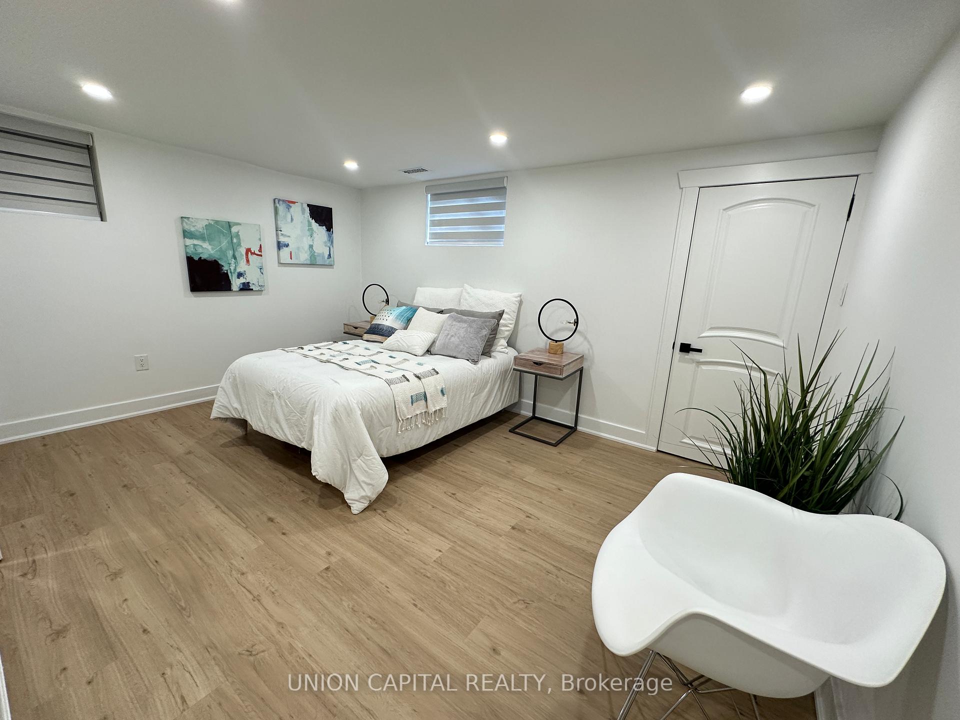 Photo 38 of 22 Mcarthur Street, Etobicoke, Kingsview Village-The Westway — HOMEH