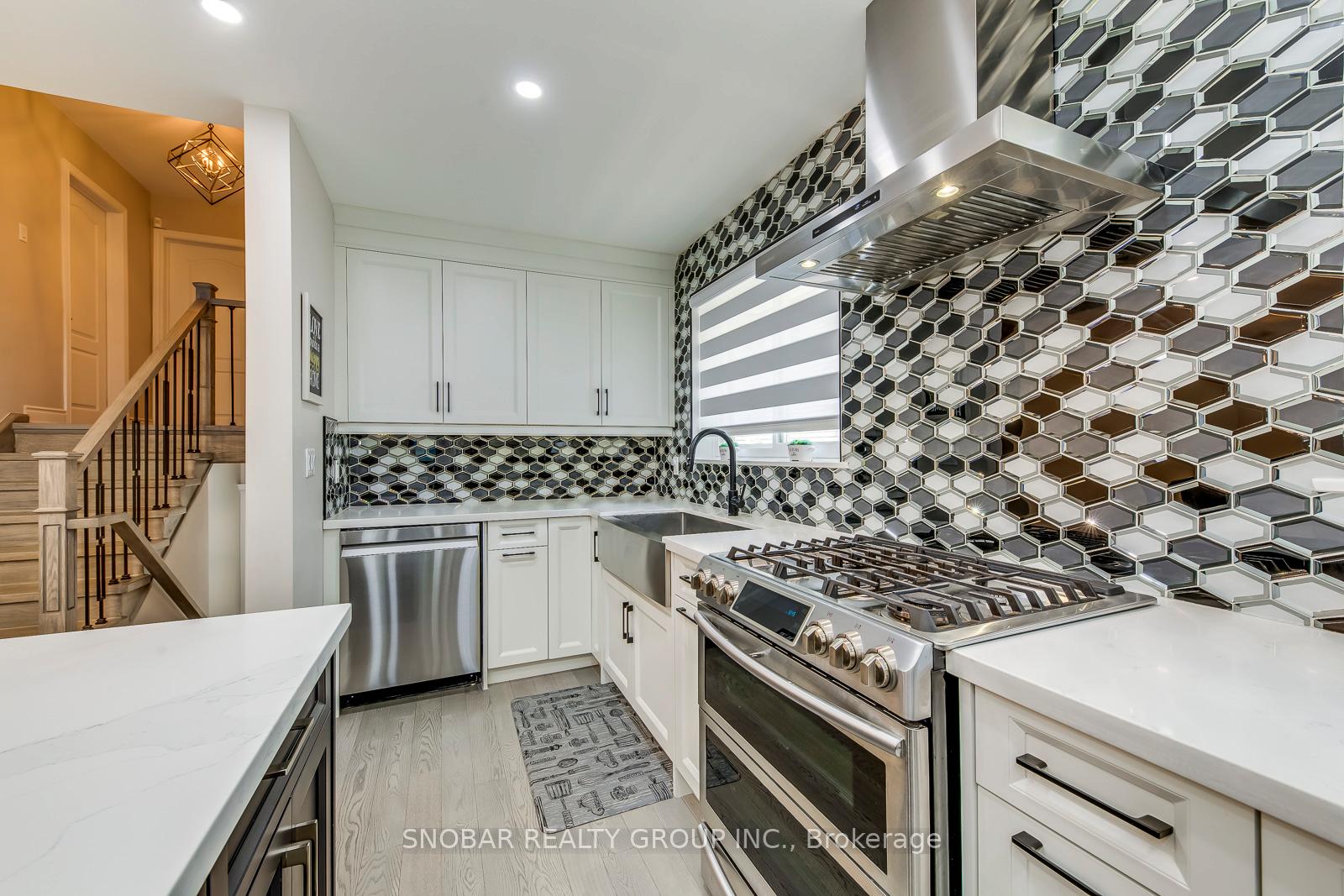 Photo 29 of 19 Forest Path Court, Etobicoke, Thistletown-Beaumonde Heights — HOMEH