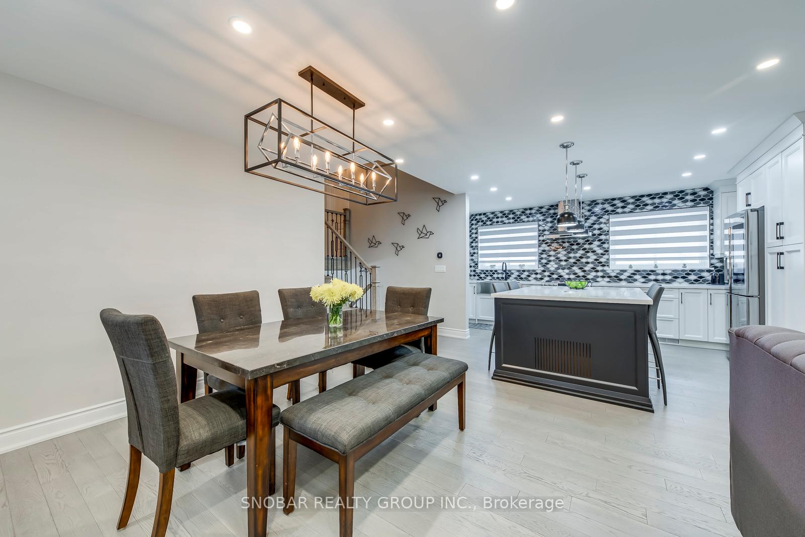 Photo 15 of 19 Forest Path Court, Etobicoke, Thistletown-Beaumonde Heights — HOMEH