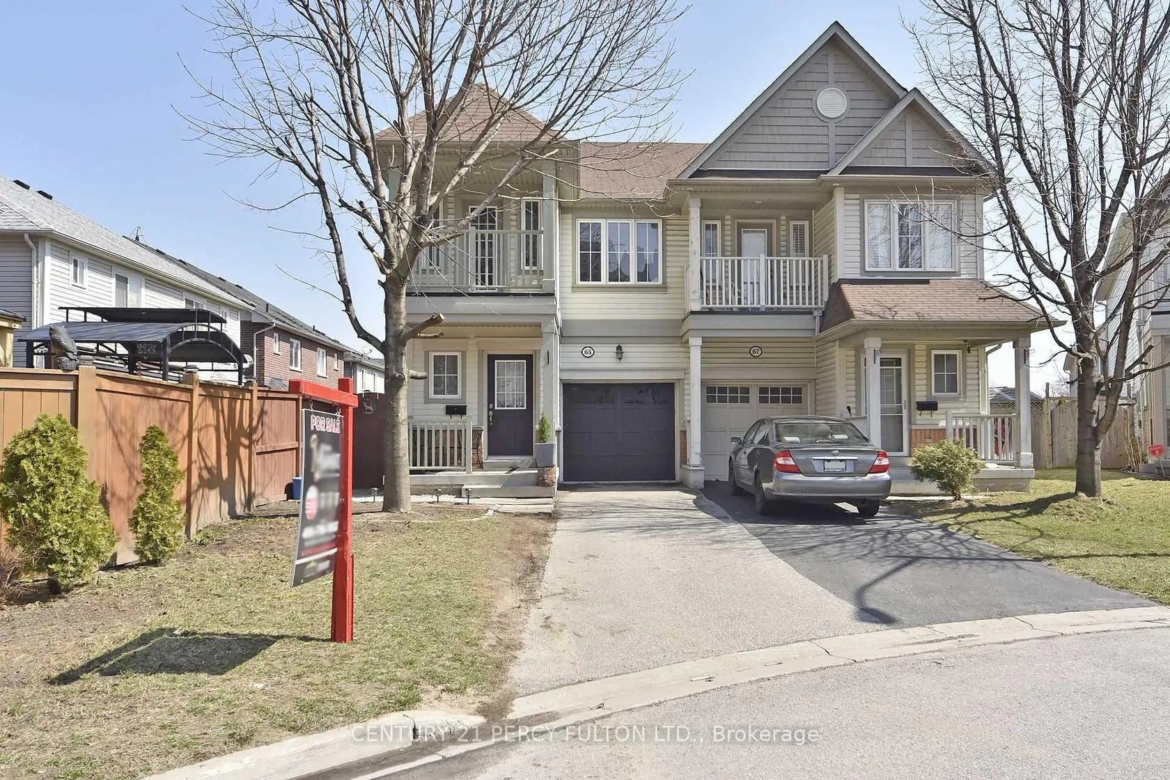 Front of Unit main+2nd flr, 65 Aldonschool Court