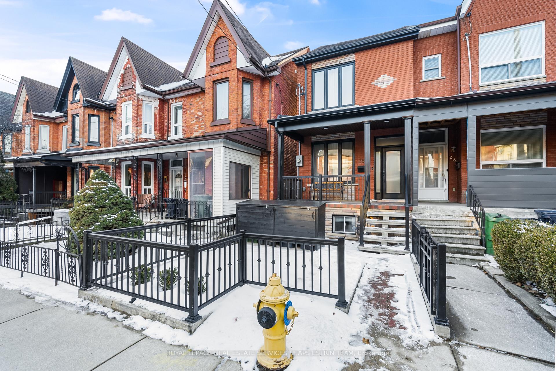Photo 1 of Unit Lower, 282 Palmerston Avenue, Toronto, Trinity-Bellwoods — HOMEH