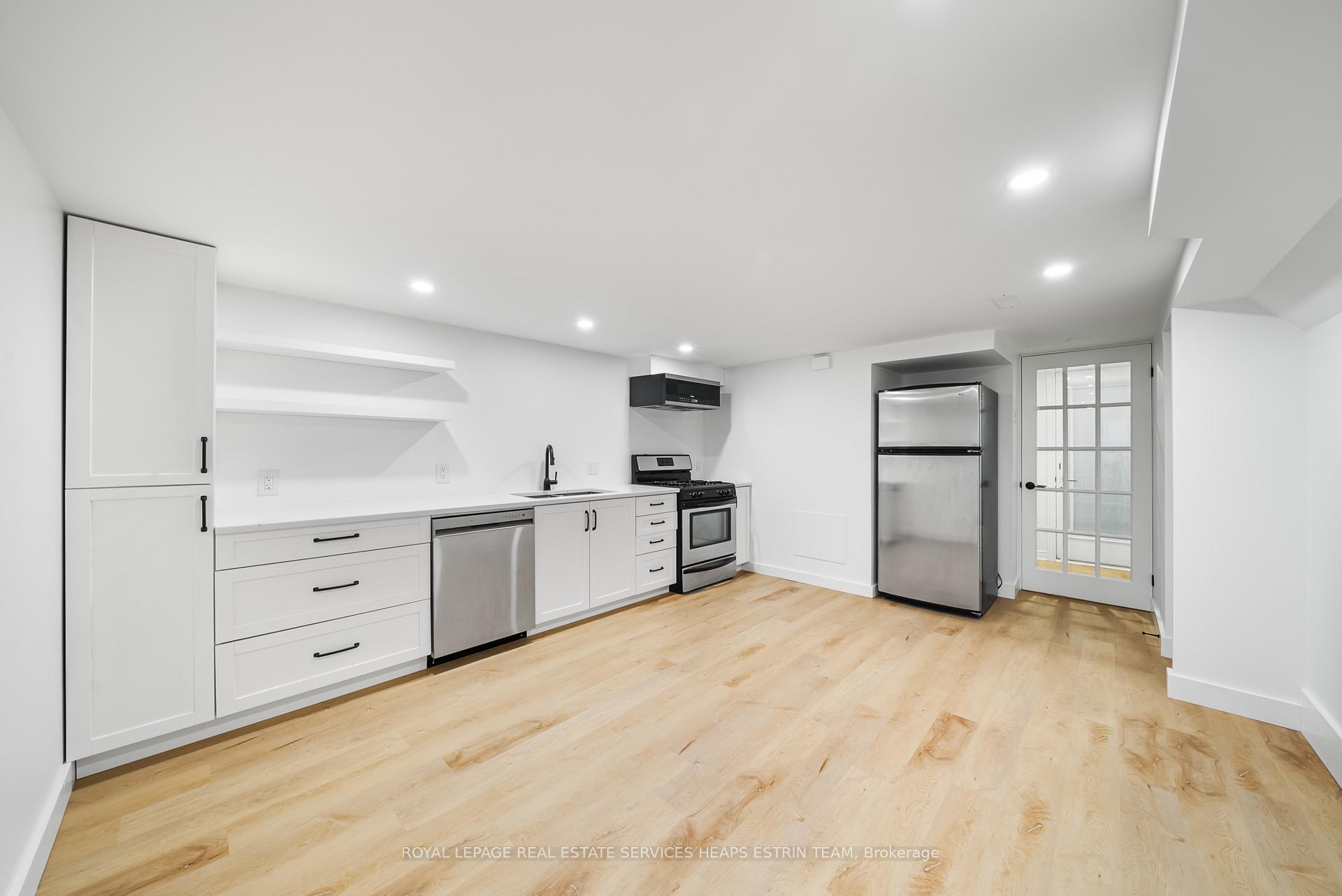 Photo 6 of Unit Lower, 282 Palmerston Avenue, Toronto, Trinity-Bellwoods — HOMEH