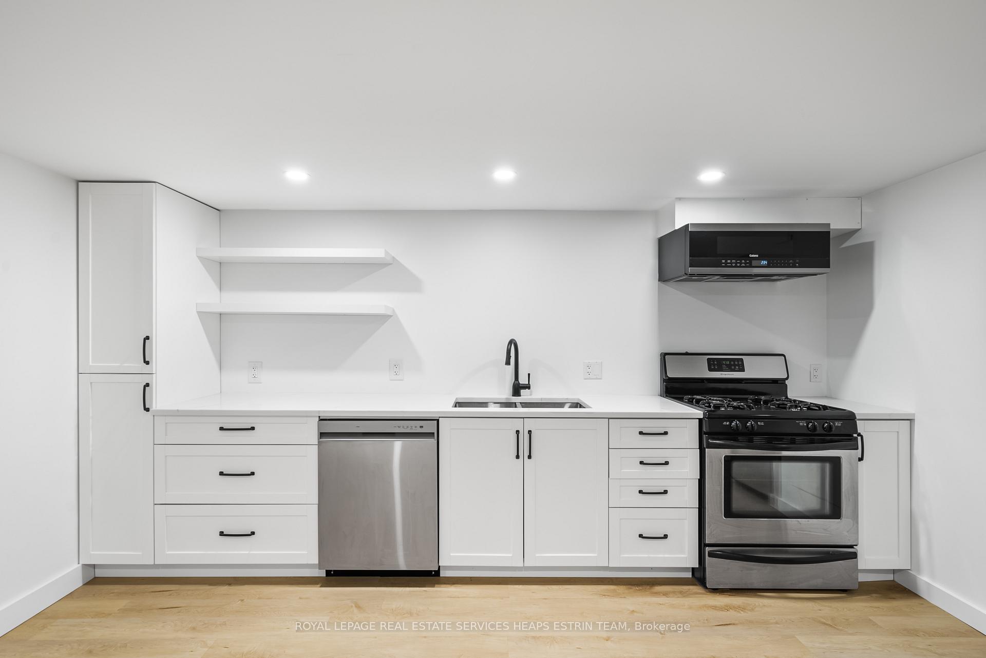Photo 7 of Unit Lower, 282 Palmerston Avenue, Toronto, Trinity-Bellwoods — HOMEH