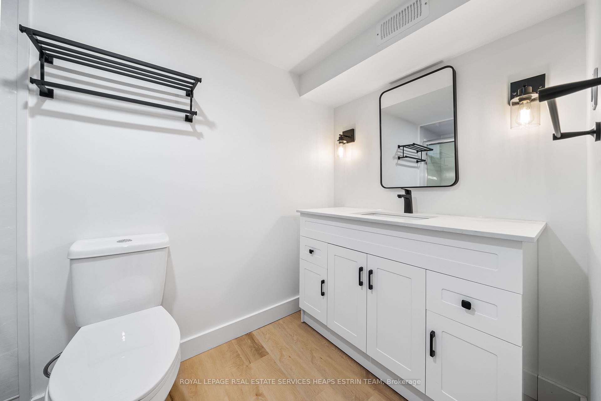 Photo 12 of Unit Lower, 282 Palmerston Avenue, Toronto, Trinity-Bellwoods — HOMEH
