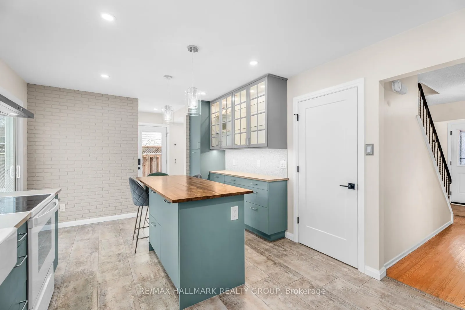 Photo 77 of 47 Woodburn Drive, Ottawa, Blackburn Hamlet — HOMEH