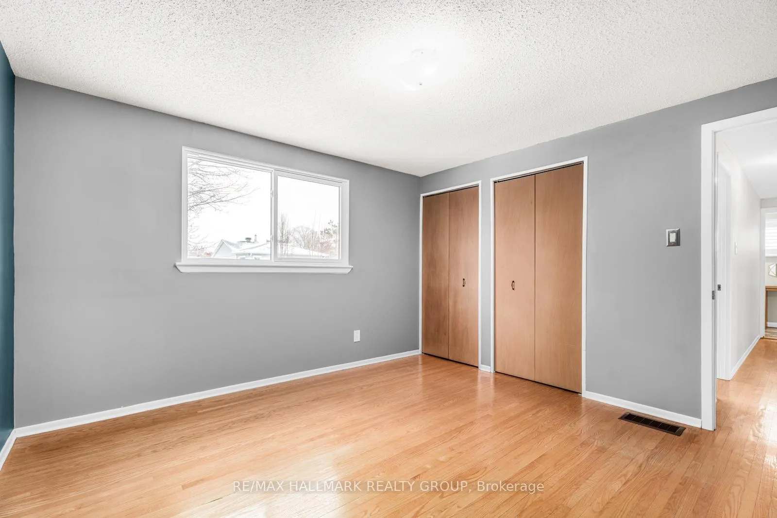 Photo 141 of 47 Woodburn Drive, Ottawa, Blackburn Hamlet — HOMEH