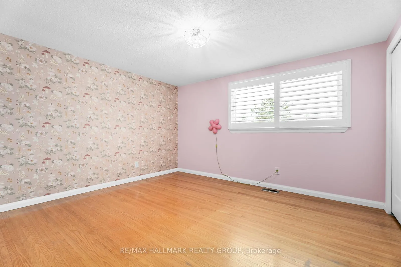 Photo 169 of 47 Woodburn Drive, Ottawa, Blackburn Hamlet — HOMEH