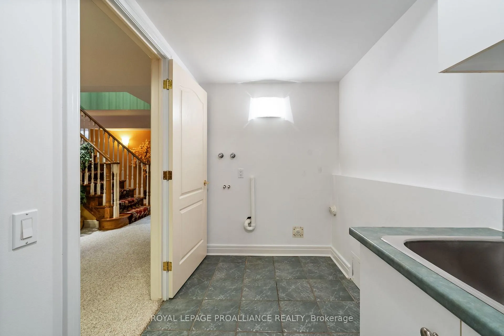 Photo 61 of 71 Oak Ridge Boulevard, Belleville, Belleville Ward — HOMEH