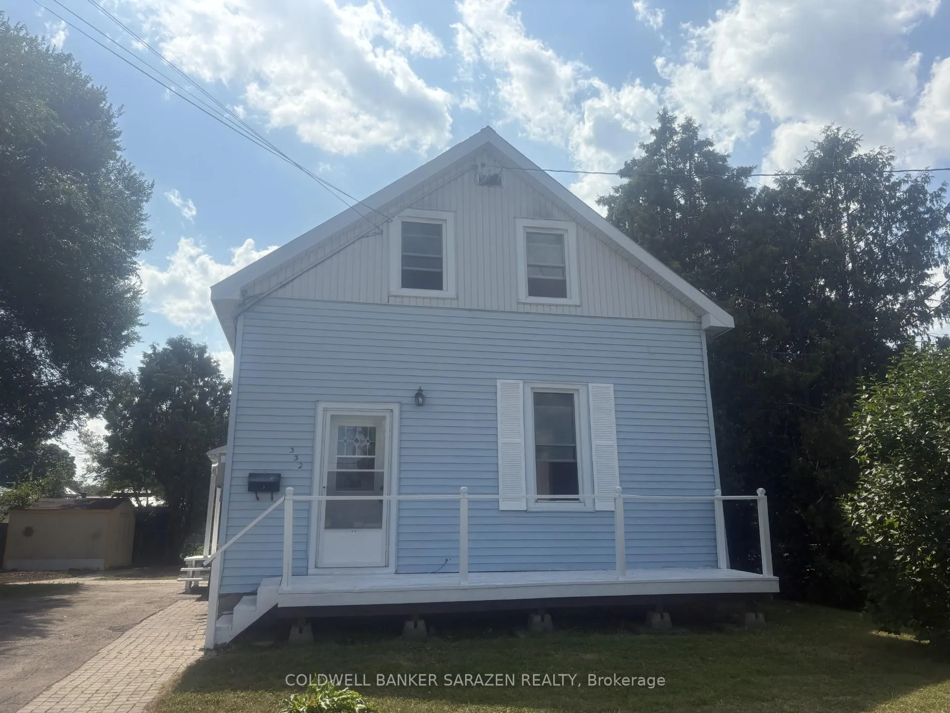 Front of 332 Alicia Street