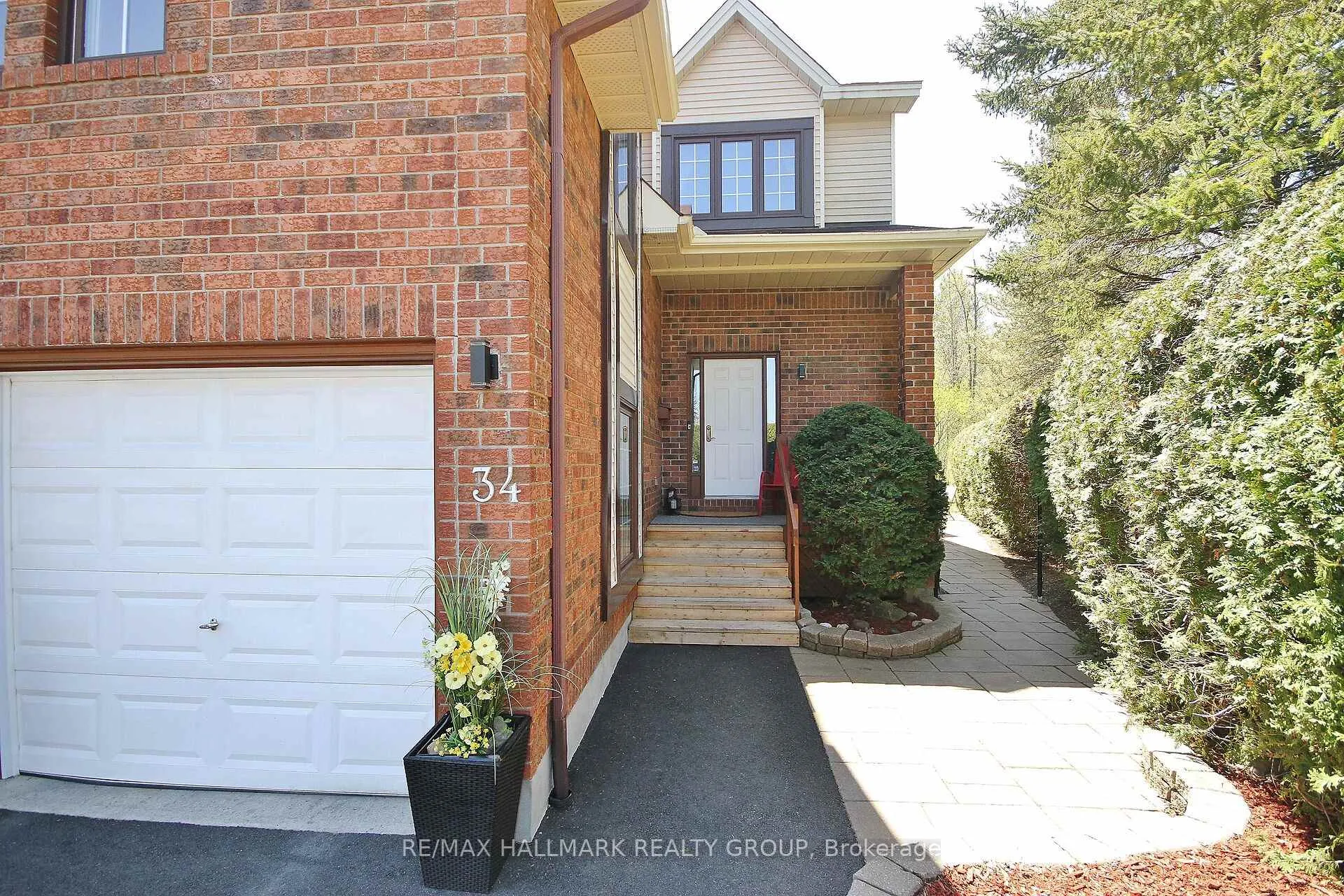 Photo 18 of 34 Florizel Avenue, Ottawa, Westcliffe Estates — HOMEH