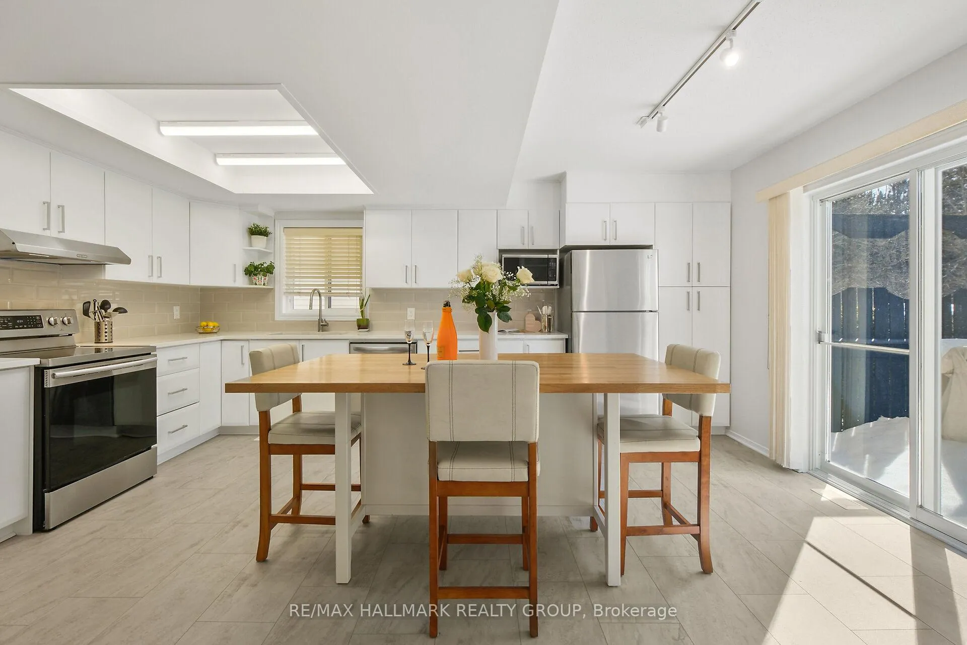 Photo 76 of 34 Florizel Avenue, Ottawa, Westcliffe Estates — HOMEH