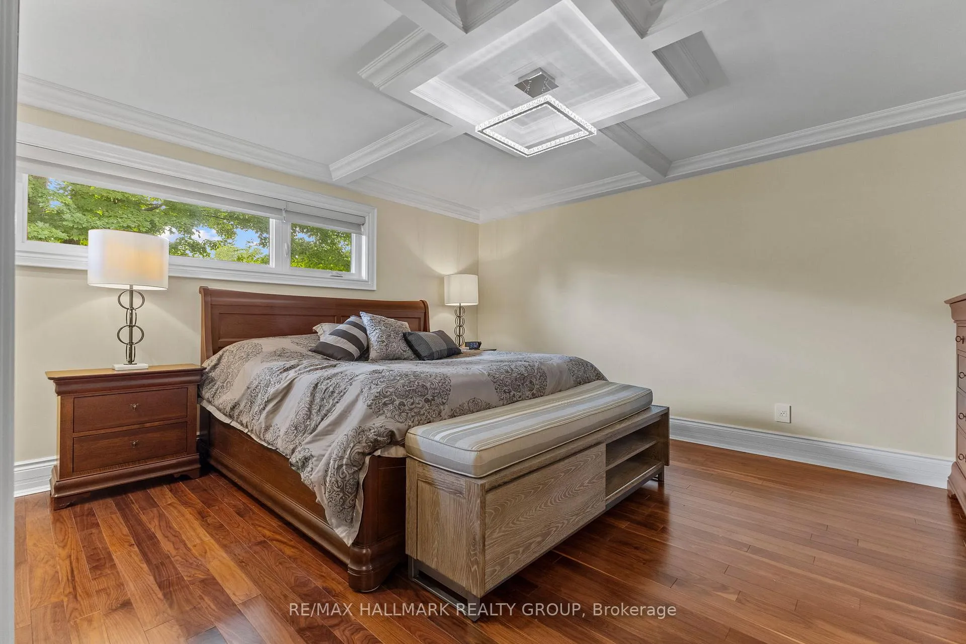 Photo 108 of 1883 Barnhart Place, Ottawa, Alta Vista/Faircrest Heights — HOMEH