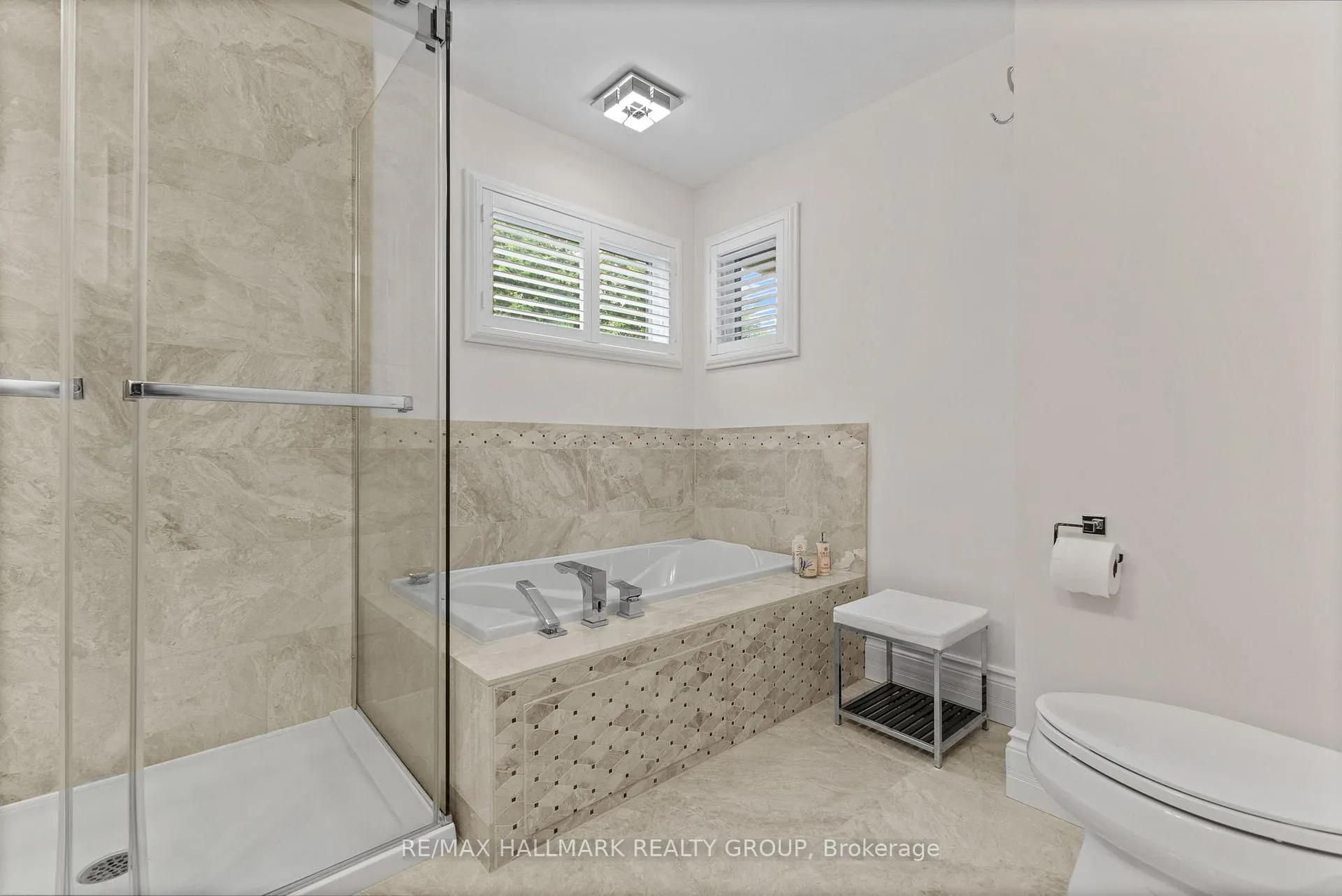 Photo 156 of 1883 Barnhart Place, Ottawa, Alta Vista/Faircrest Heights — HOMEH