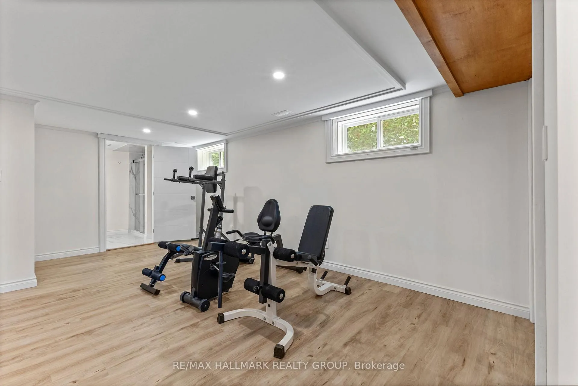 Photo 242 of 1883 Barnhart Place, Ottawa, Alta Vista/Faircrest Heights — HOMEH