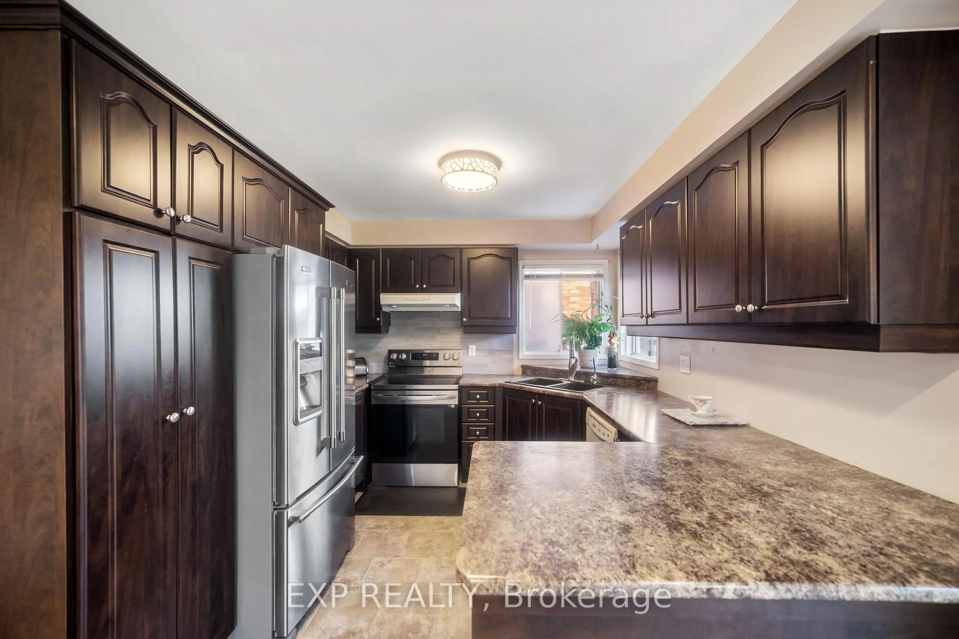 Photo 208 of 8 Kerrison Drive W, Ajax, Central — HOMEH