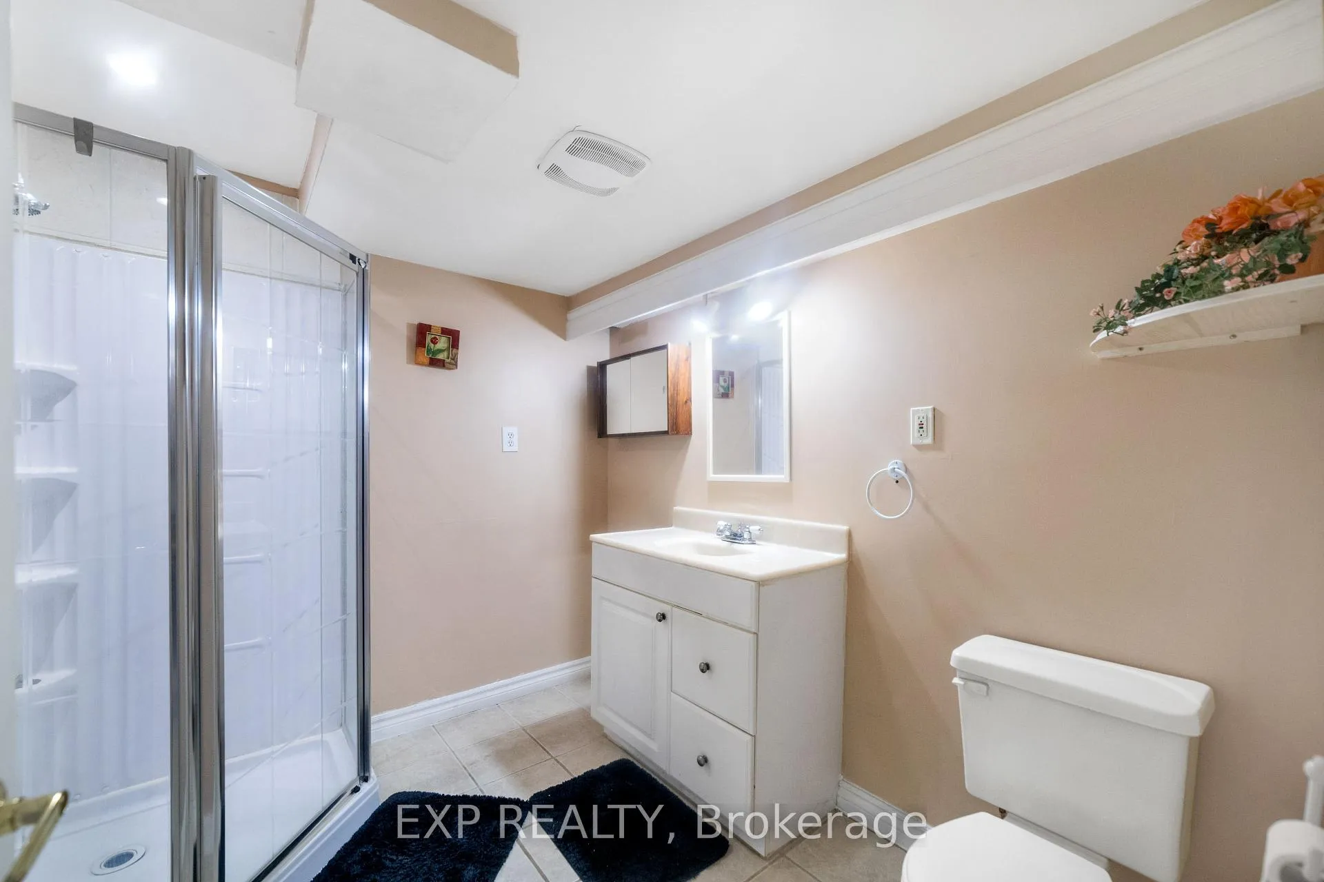 Photo 246 of 8 Kerrison Drive W, Ajax, Central — HOMEH