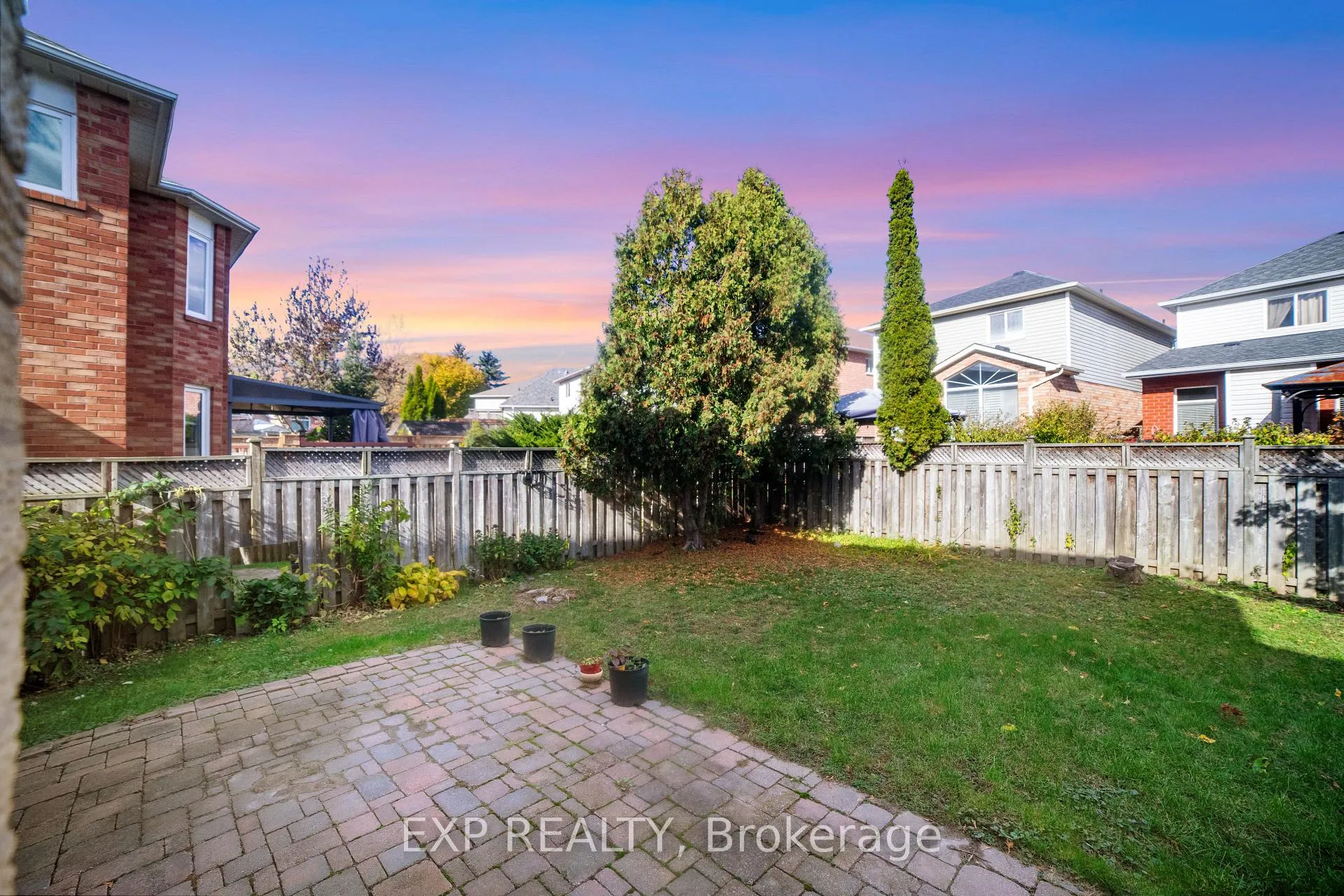 Photo 261 of 8 Kerrison Drive W, Ajax, Central — HOMEH