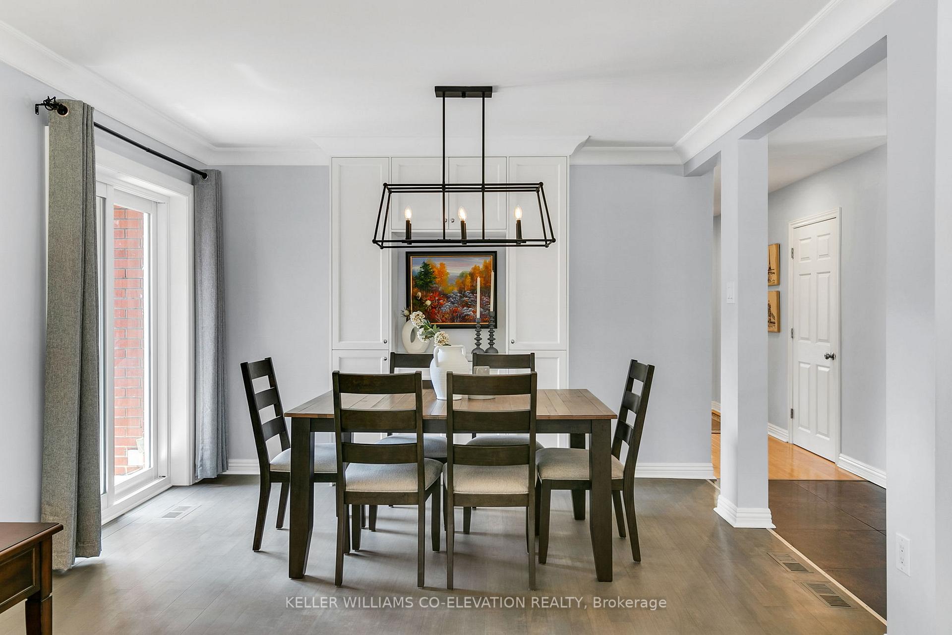 Photo 11 of 122 Sun Row Drive, Etobicoke, Willowridge-Martingrove-Richview — HOMEH