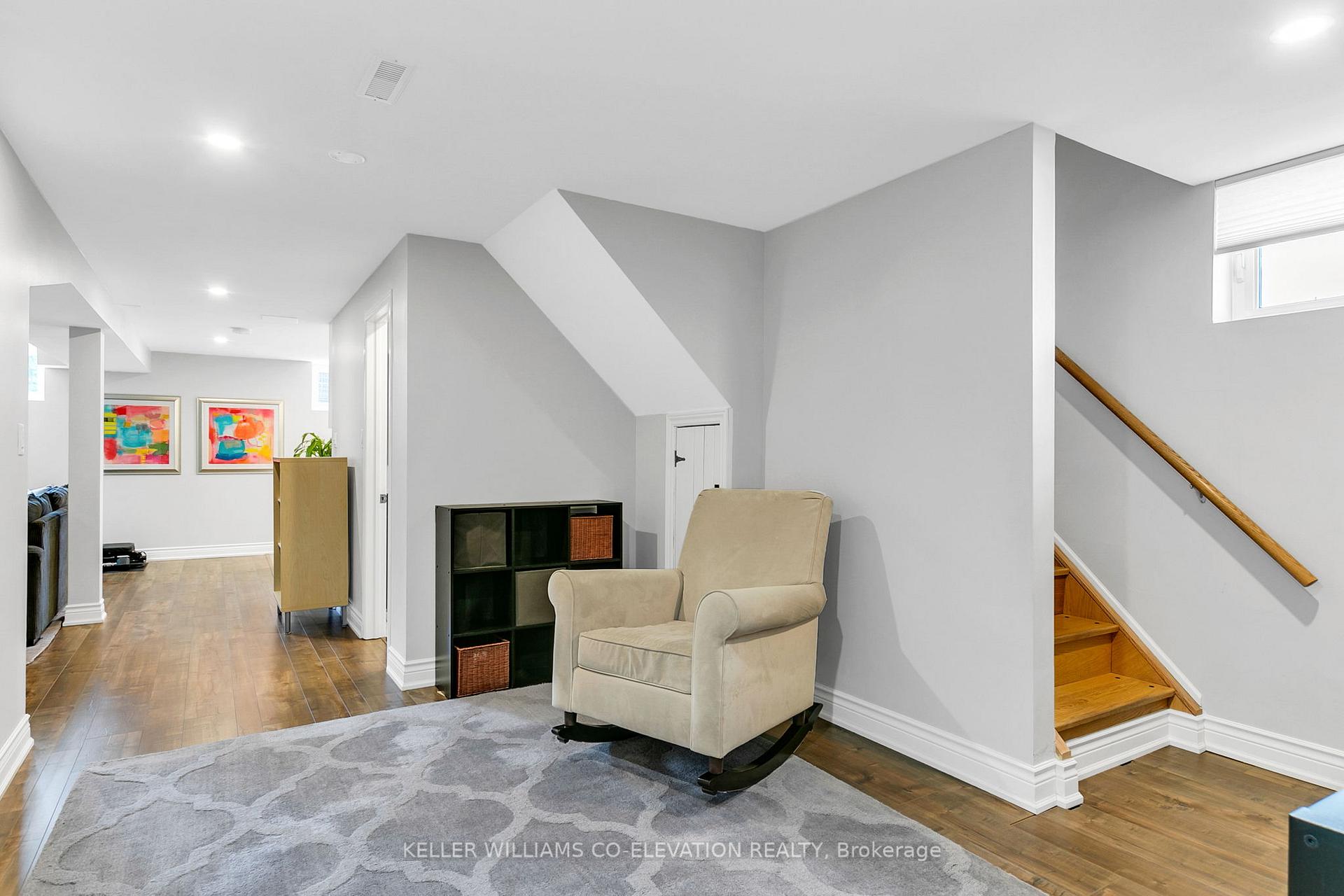 Photo 28 of 122 Sun Row Drive, Etobicoke, Willowridge-Martingrove-Richview — HOMEH