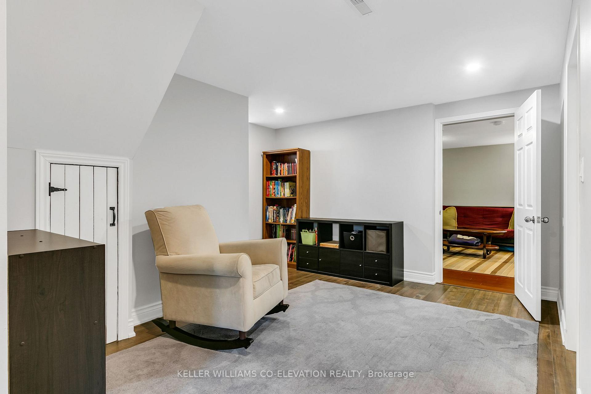 Photo 37 of 122 Sun Row Drive, Etobicoke, Willowridge-Martingrove-Richview — HOMEH