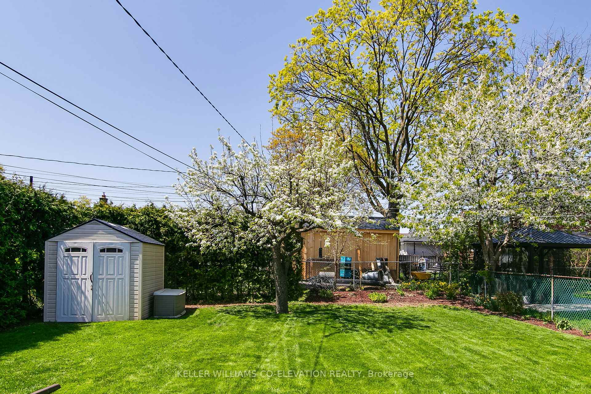 Photo 45 of 122 Sun Row Drive, Etobicoke, Willowridge-Martingrove-Richview — HOMEH