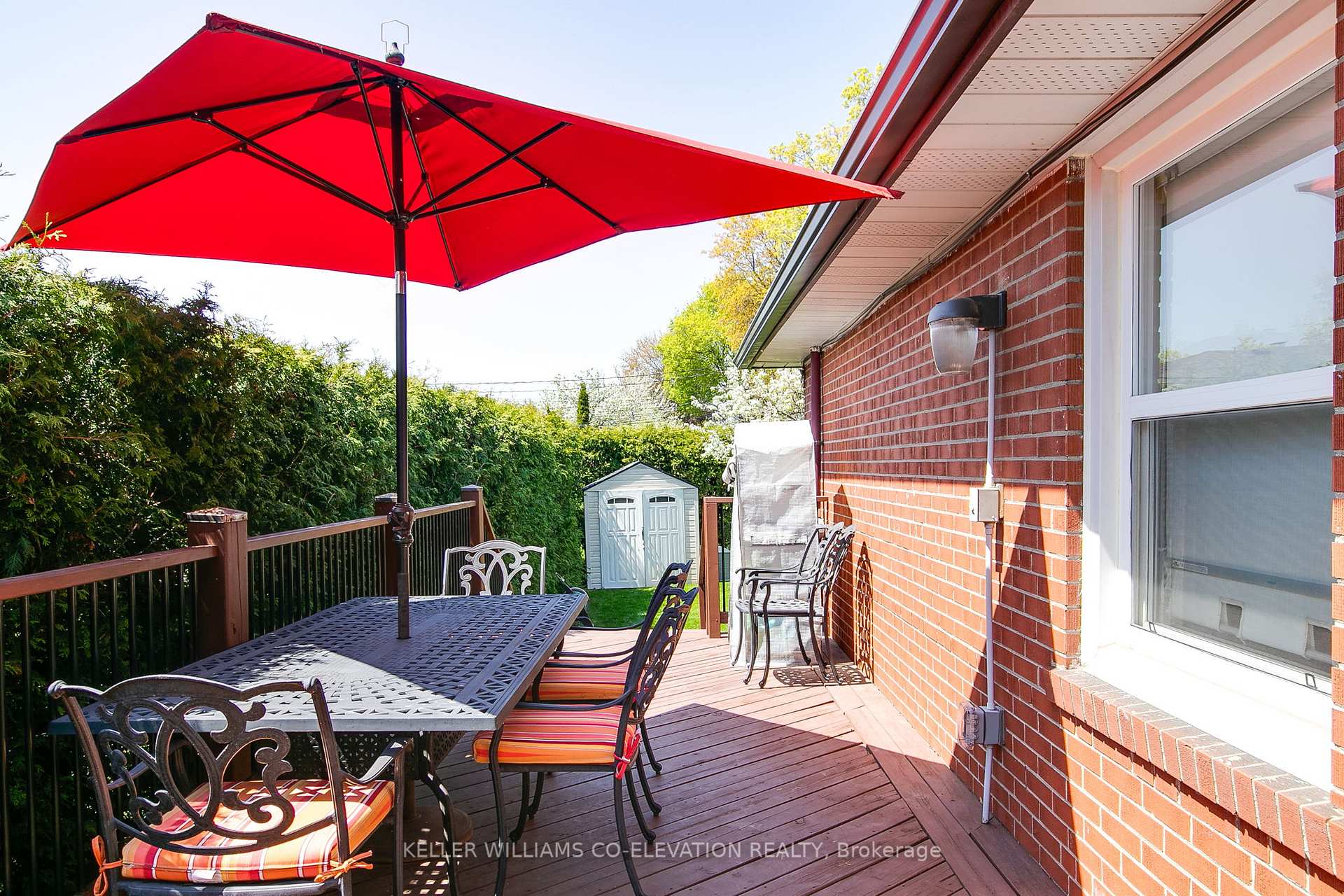 Photo 47 of 122 Sun Row Drive, Etobicoke, Willowridge-Martingrove-Richview — HOMEH
