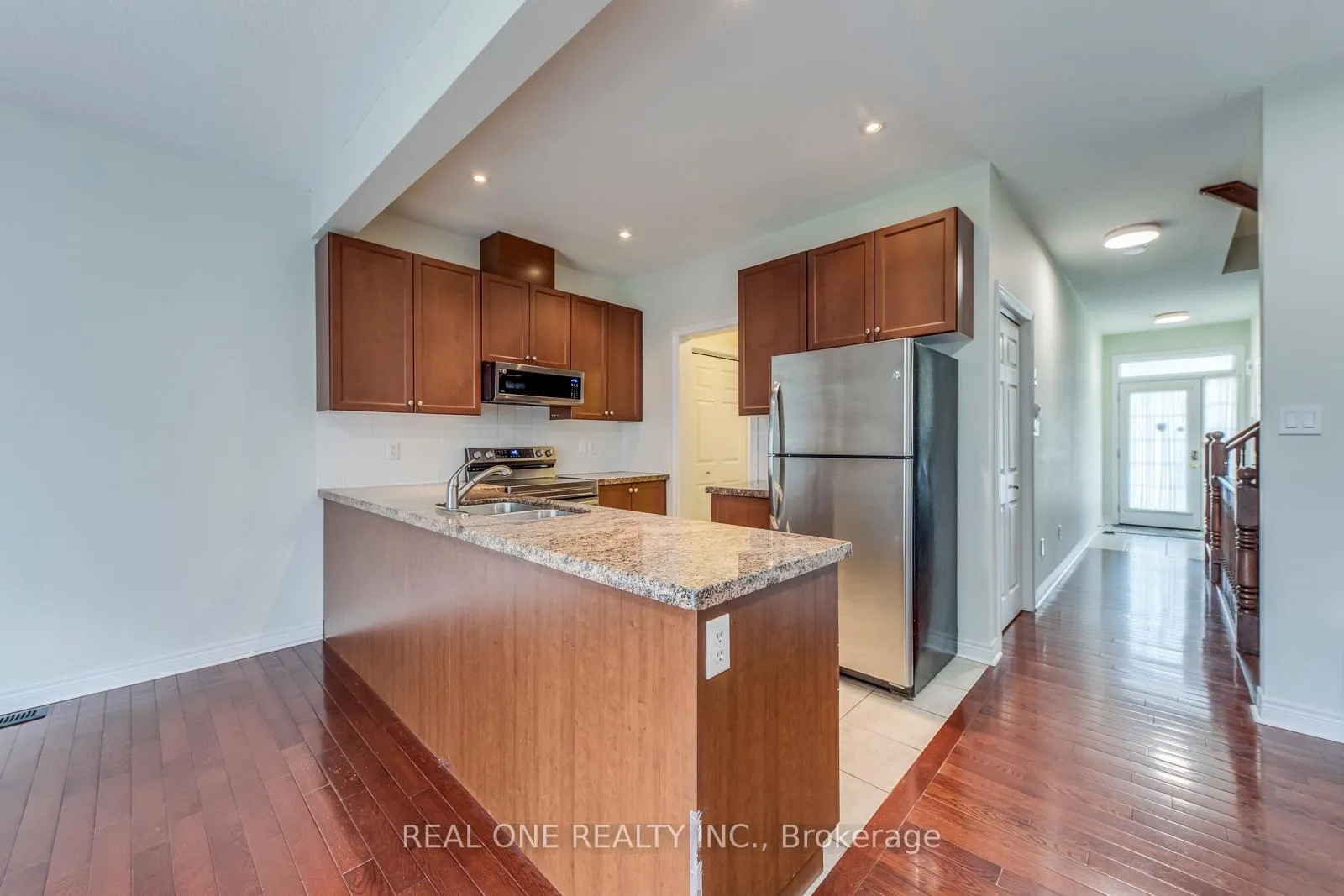 Photo 12 of 2319 Stone Glen Crescent, Oakville, Westmount — HOMEH