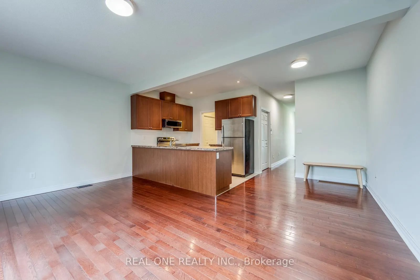 Photo 20 of 2319 Stone Glen Crescent, Oakville, Westmount — HOMEH