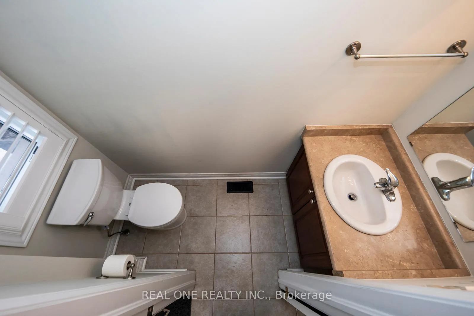 Photo 22 of 2319 Stone Glen Crescent, Oakville, Westmount — HOMEH