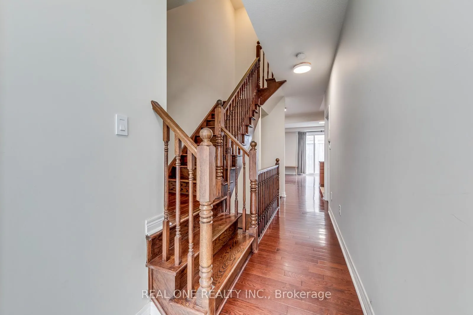 Photo 23 of 2319 Stone Glen Crescent, Oakville, Westmount — HOMEH