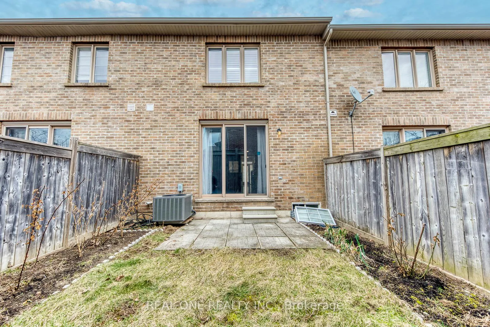Photo 37 of 2319 Stone Glen Crescent, Oakville, Westmount — HOMEH