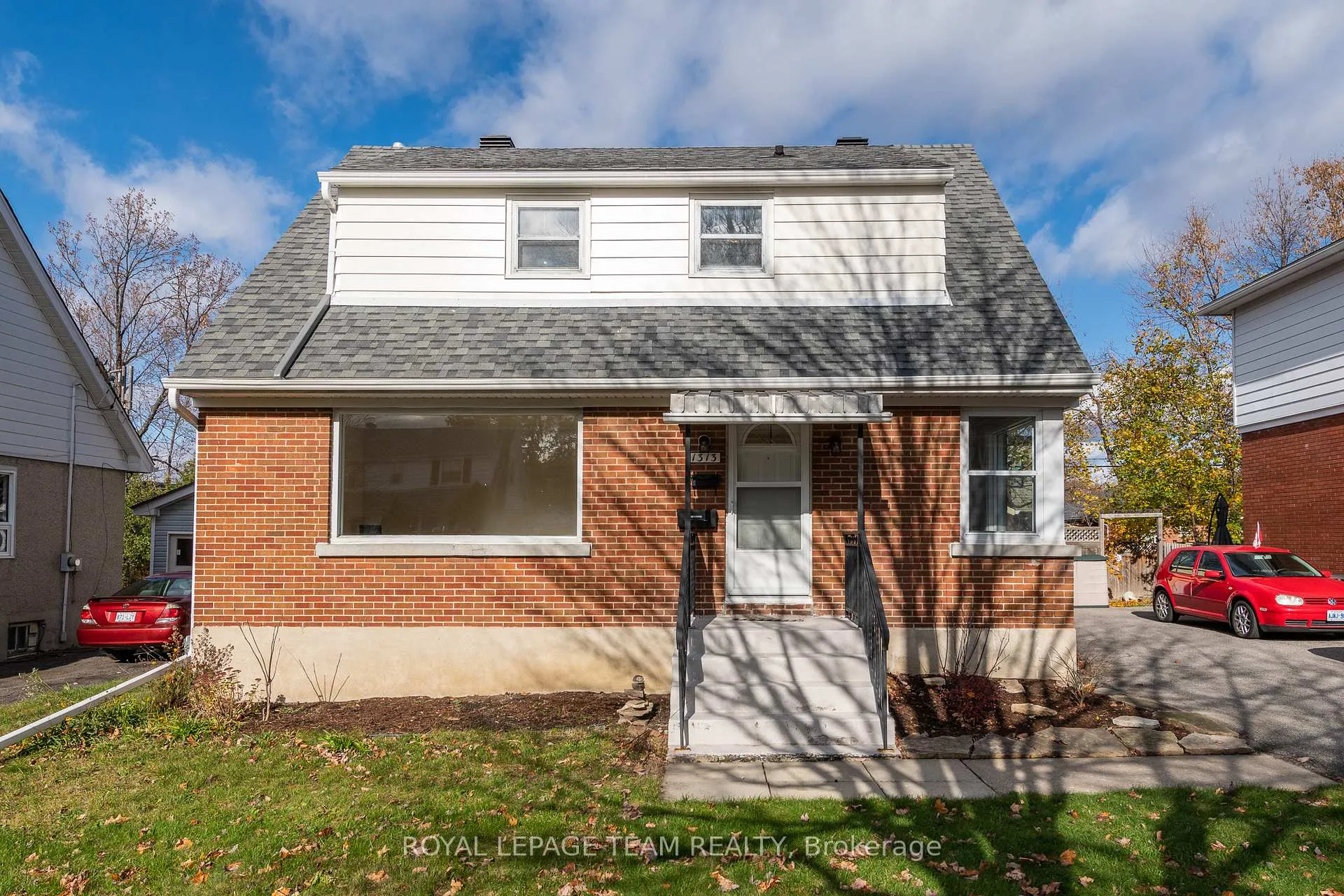 Front of 1313 Essex Street