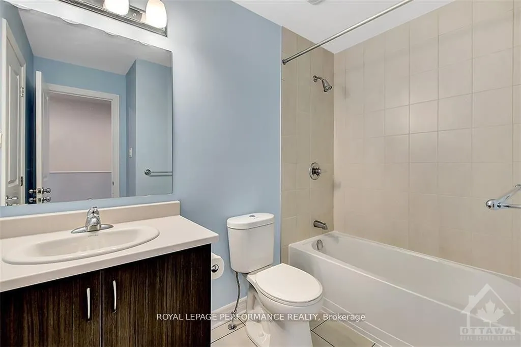 Photo 24 of 610 Lauraleaf Crescent, Ottawa, Barrhaven - Half Moon Bay — HOMEH
